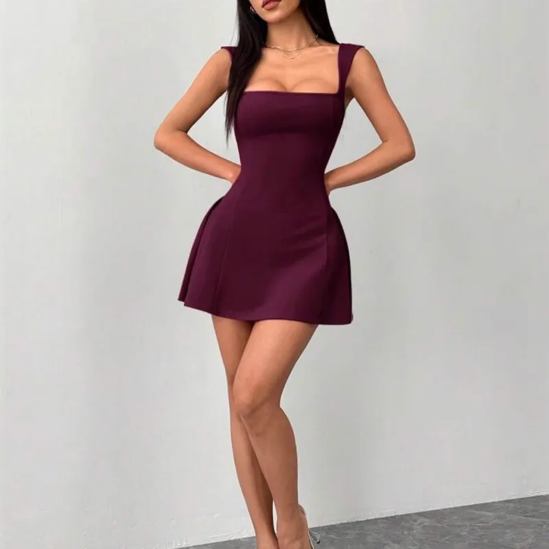 Vestido rojo-violeta corto