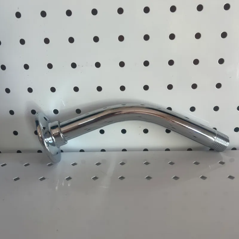 Brazo de ducha con florón