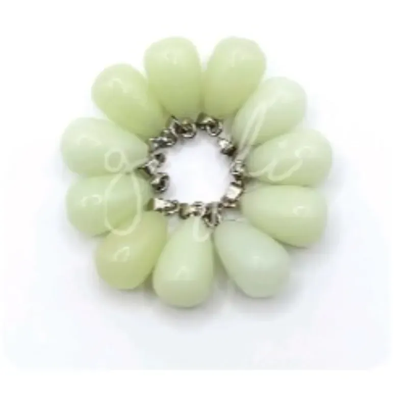 Gota verde claro fluorescente