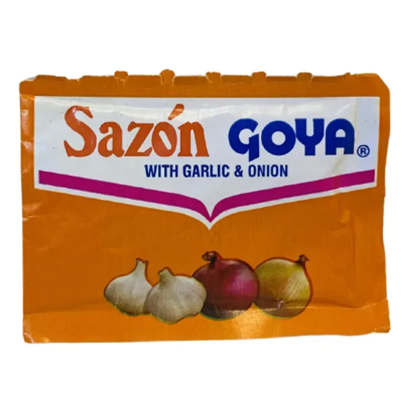 Sazón Goya con Ajo y Cebolla
