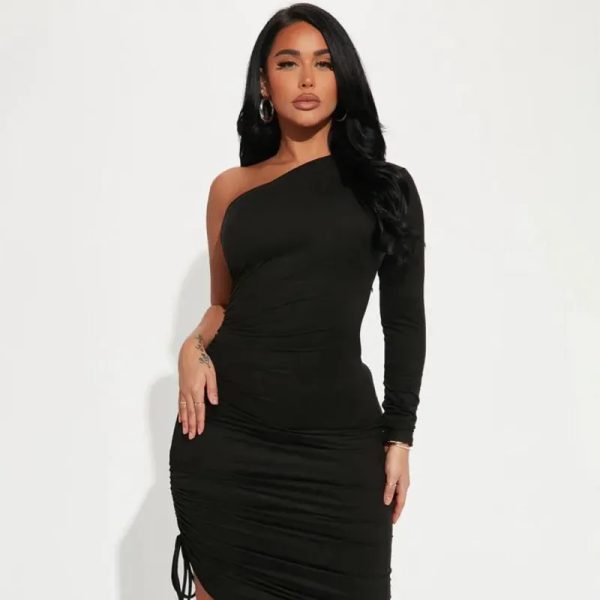 Vestido negro una manga
