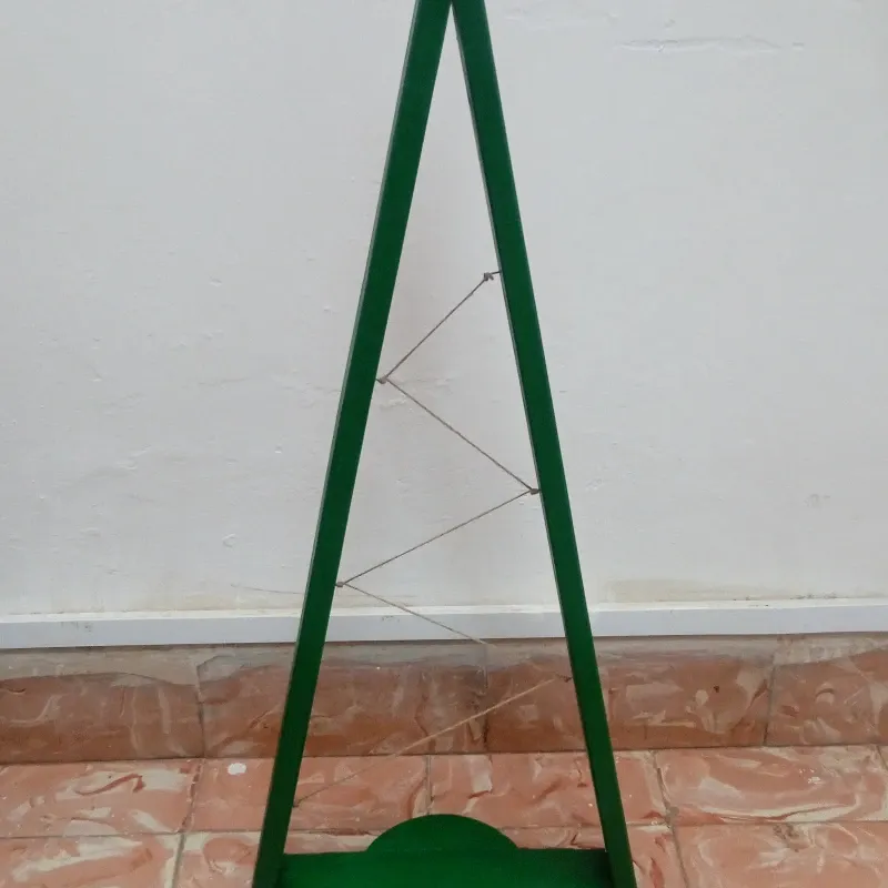 Arbol de navidad triangular