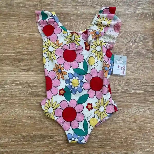 Trusa con flores de colores