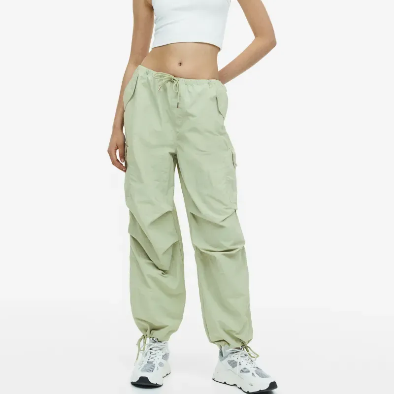 PANTALÓN PARACHUTE DE NAILON