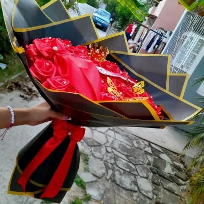 50 rosas en foami.❤️