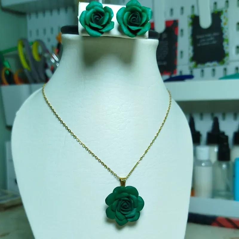 ✨Juego de rosas verdes esmeralda✨