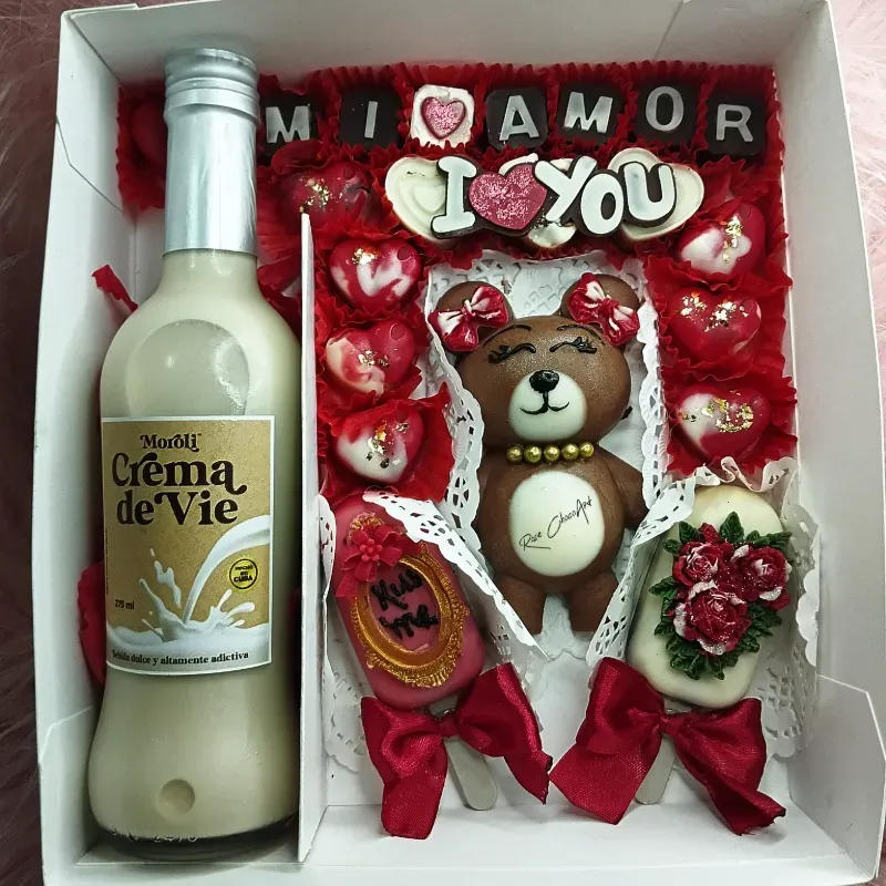 Caja MI ♥️ AMOR con botella de crema de Vie