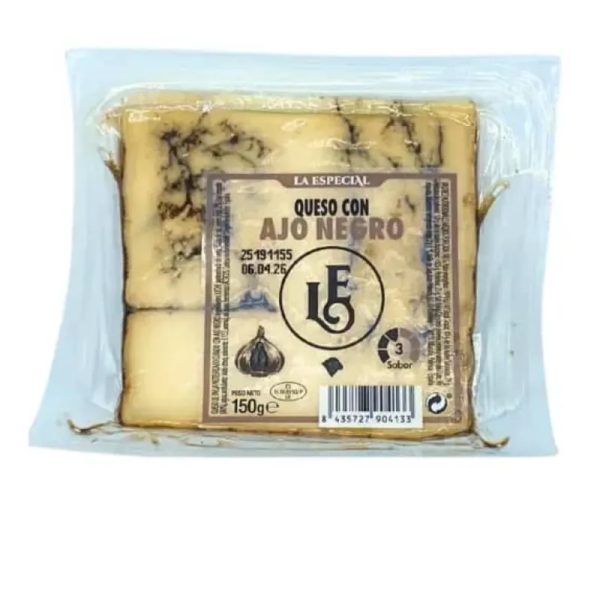 Queso de oveja con ajo negro