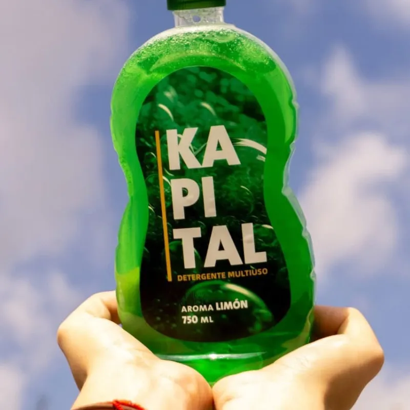 Detergente Kapital multiusos