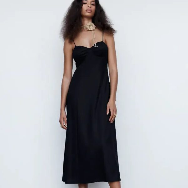 Vestido corsetero evasé
