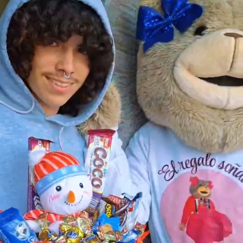 Sorpresa de su hermana