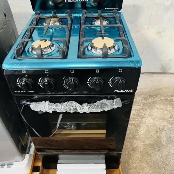-  Fogón Milexus de 4 hornillas con horno integrado