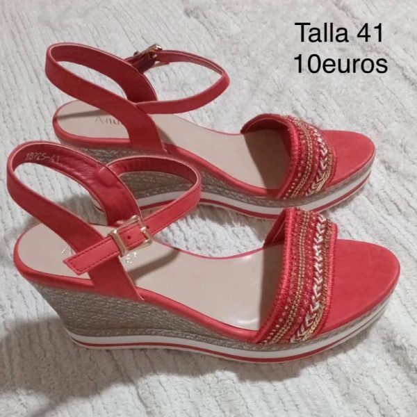 Cuñas rojas