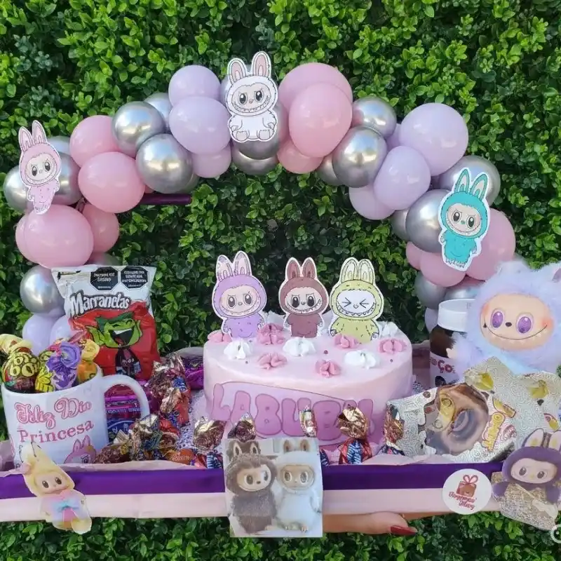 Super bandeja(colores,temática y peluche varía)