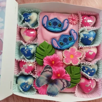 Caja de bombones temática Stitch