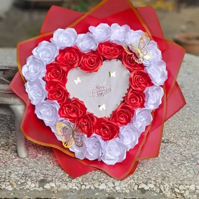 Ramoa en Tendencia (El centro se quema y sale una frase oculta)