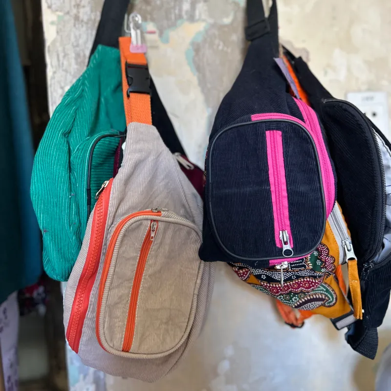 Riñoneras @pedacitosdepapel