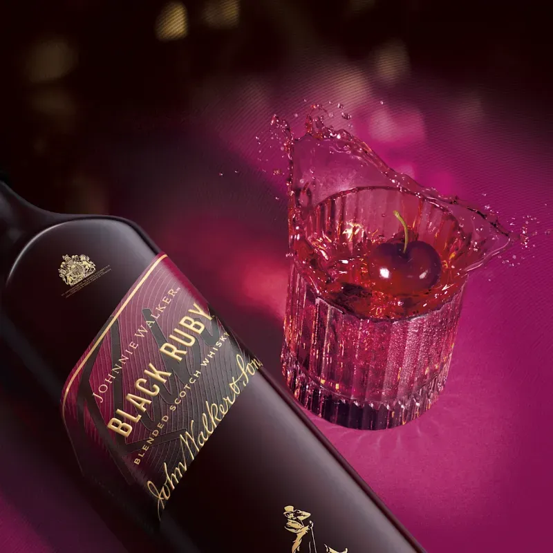 WHISKY JOHNNIE WALKER BLACK RUBY + ENERGIZANTES