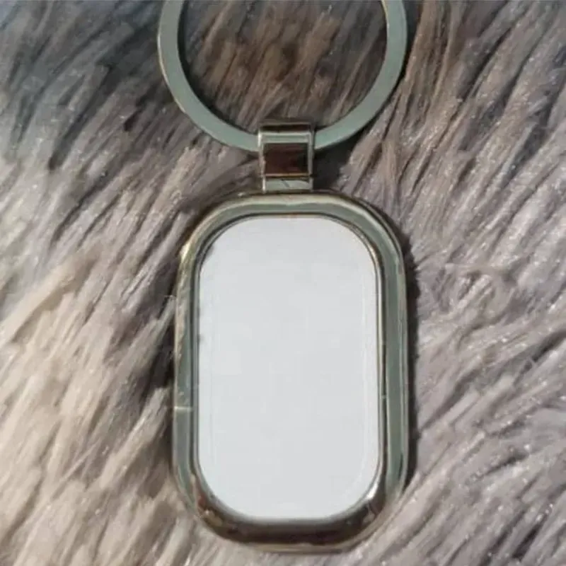 LLAVERO METÁLICO RECTANGULAR SIN ABRIDOR