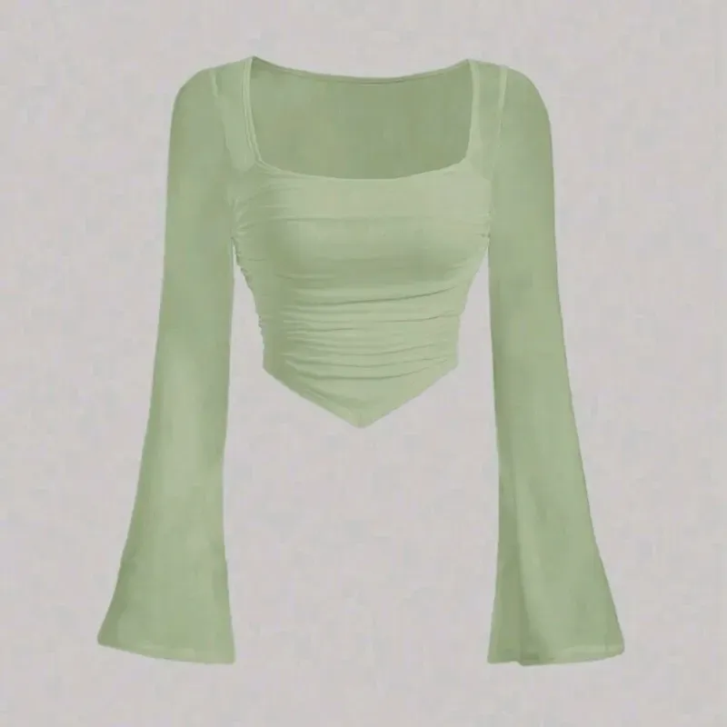 Top verde mangas larga acampanadas