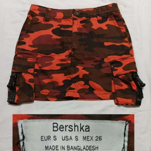 Saya de Estampado de camuflaje naranja.