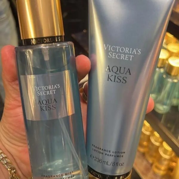 Aqua Kiss