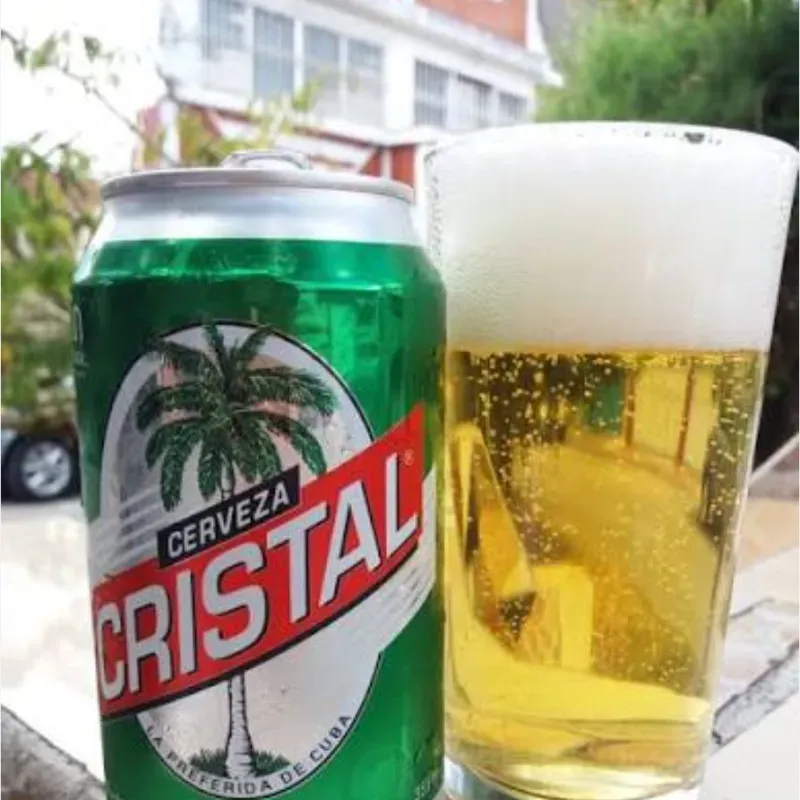 Cerveza cristal de lata