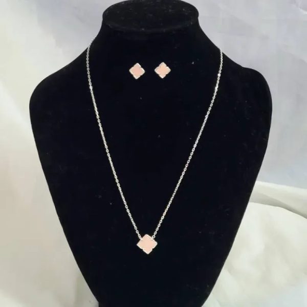 Conjunto Trébol Rosa Cuarzo