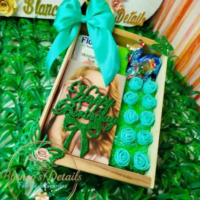 Caja de regalo con perfume