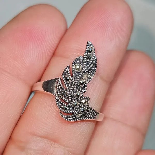 Anillo de plata 925 y Marquesitas