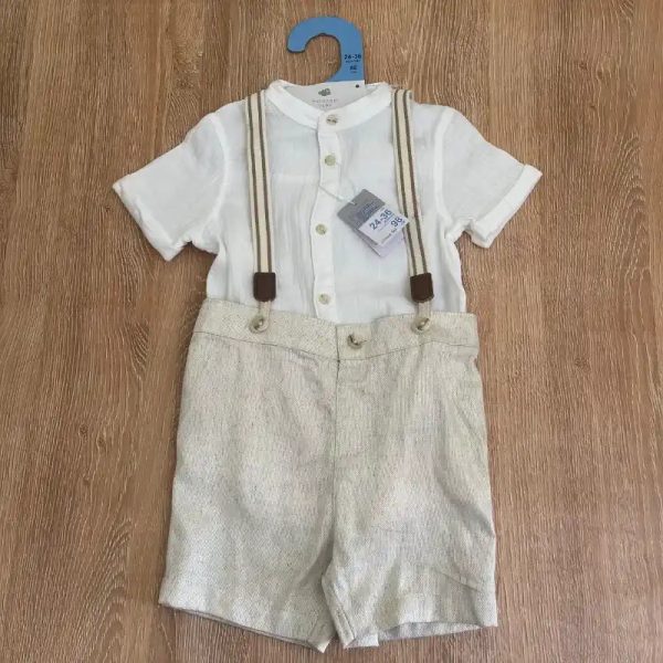 Conjunto de camisa con short de tirantes