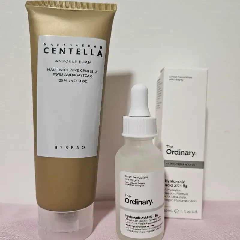 Limpiadora facial Centella y sérum de ácido hialurónico Ordinary