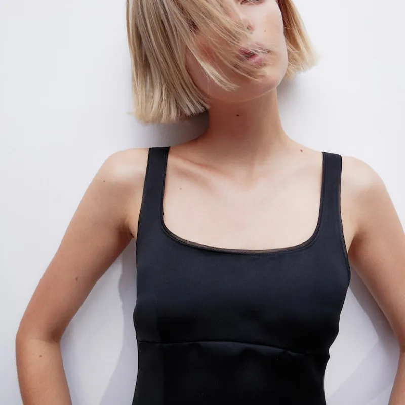 Vestido Corto Corte A