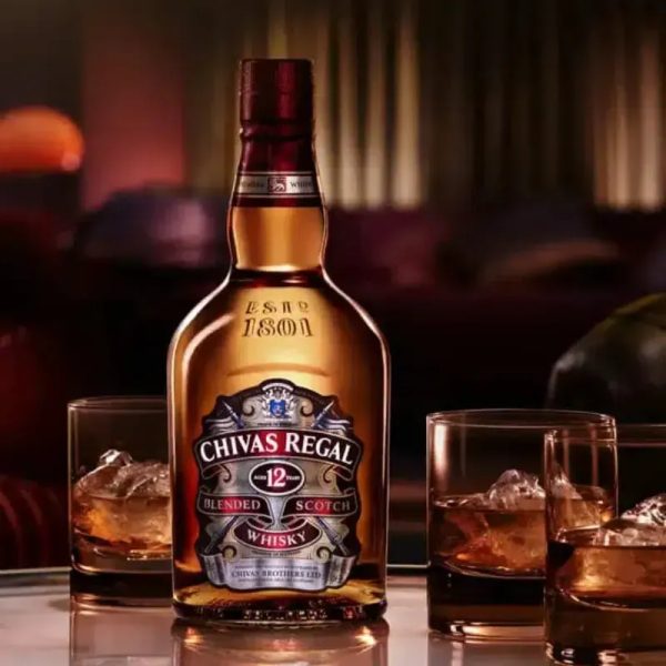 1 Bot. Chiva Regal + 2 Energ.