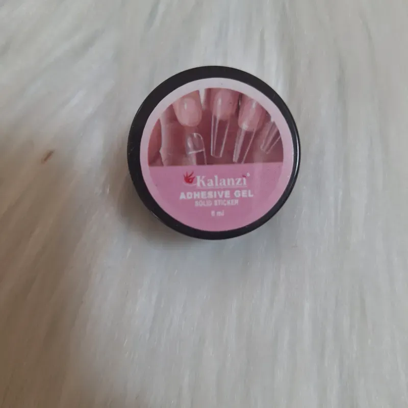 Adhesive Gel