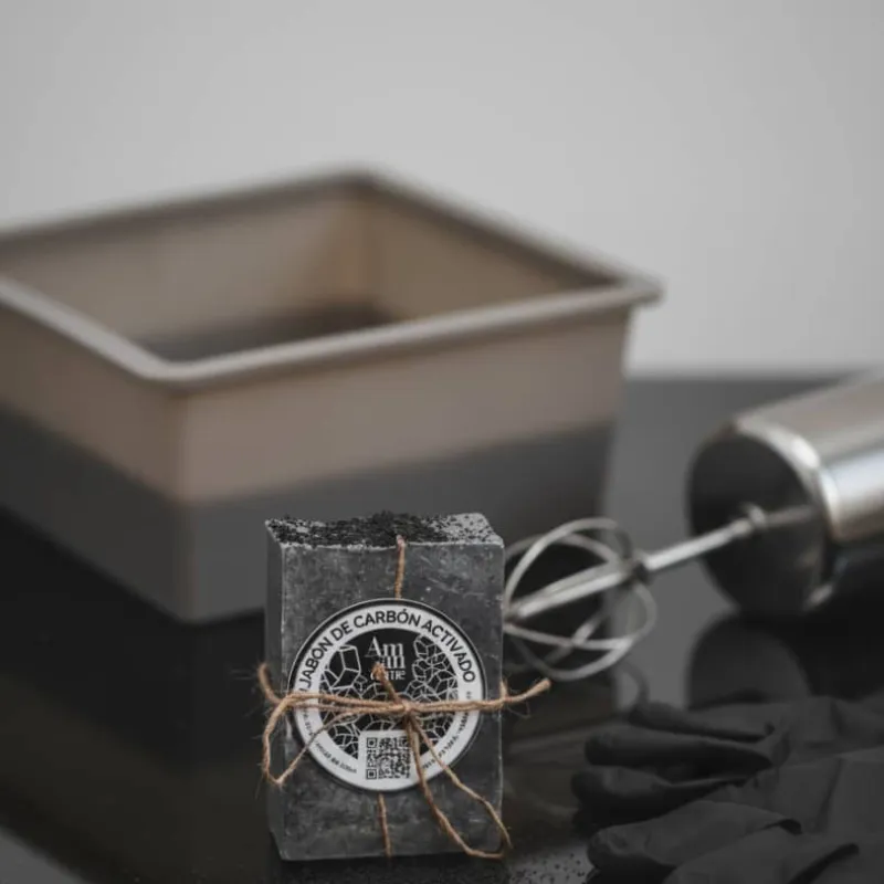 Jabón de Carbón Activado
