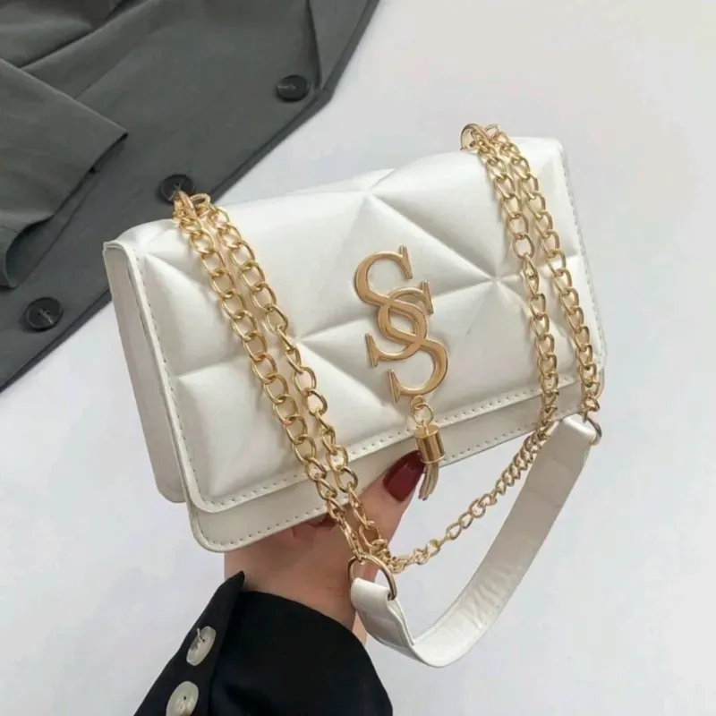 Cartera blanca detalle ss