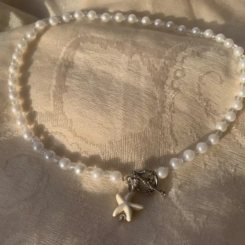 Collar con cierre OT perlas y cuentas