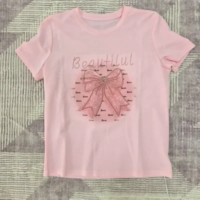 Pulover rosado con lazo