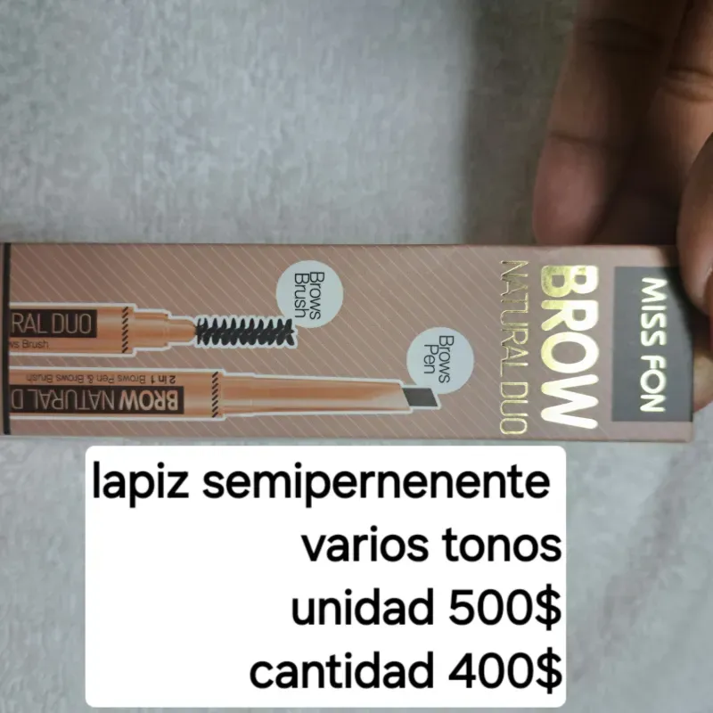 Lapiz retráctil  cejas