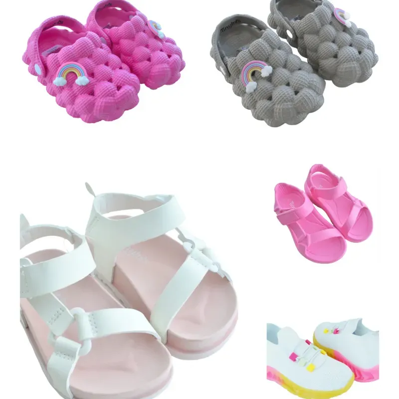Conjunto de Sandalias, Tenis y Zapaticos Estilo Crocs (Hembra)