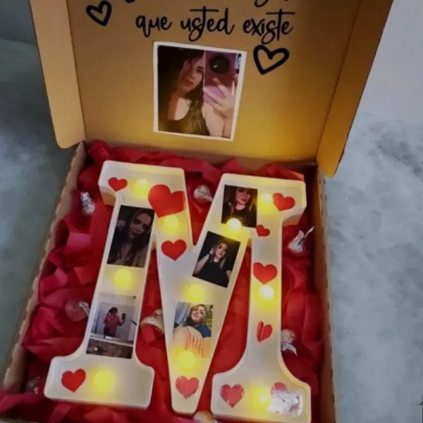 Caja con letra 3D