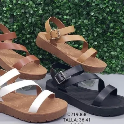 Sandalias altas de tiras