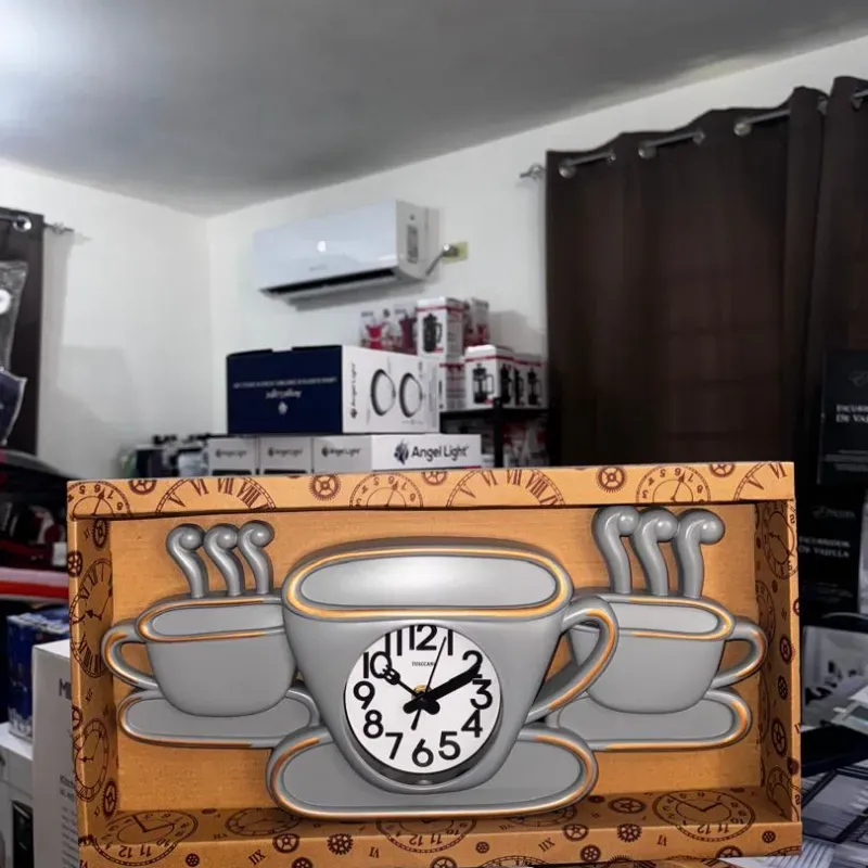 Reloj de pared para cocina con diseño de tazas de café