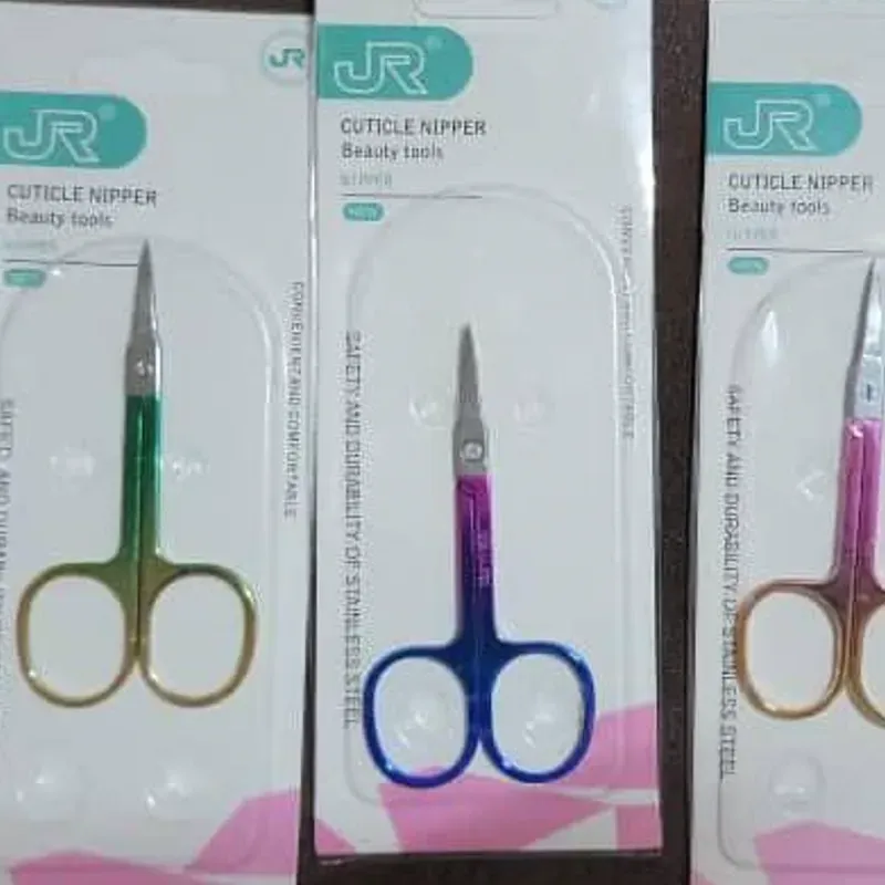 Tijeras para cutículas