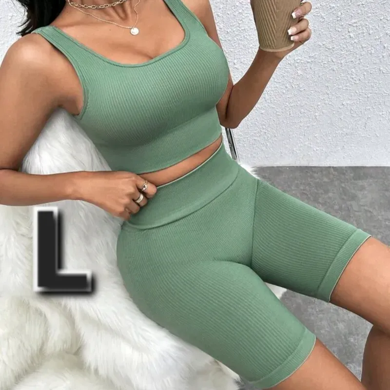 Conjunto de Top y Licra