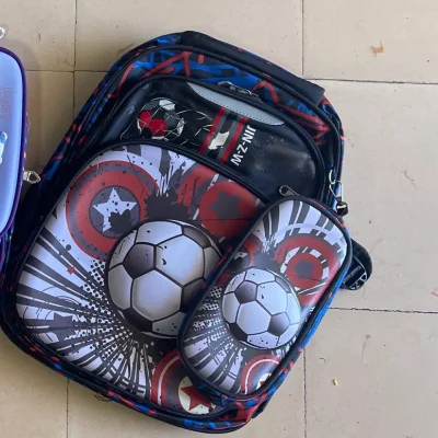 Mochilas de niños con cartuchera