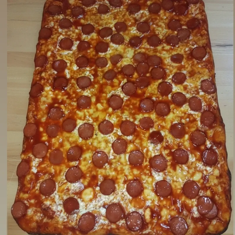 Pizza familiar con salchicha