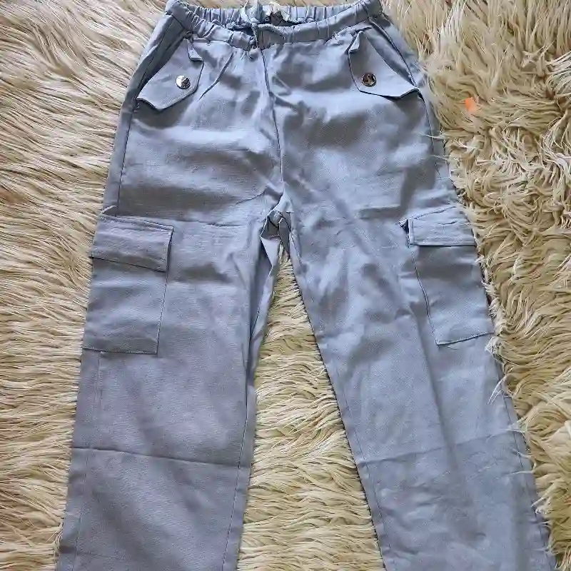 Pantalon Estilo cargo