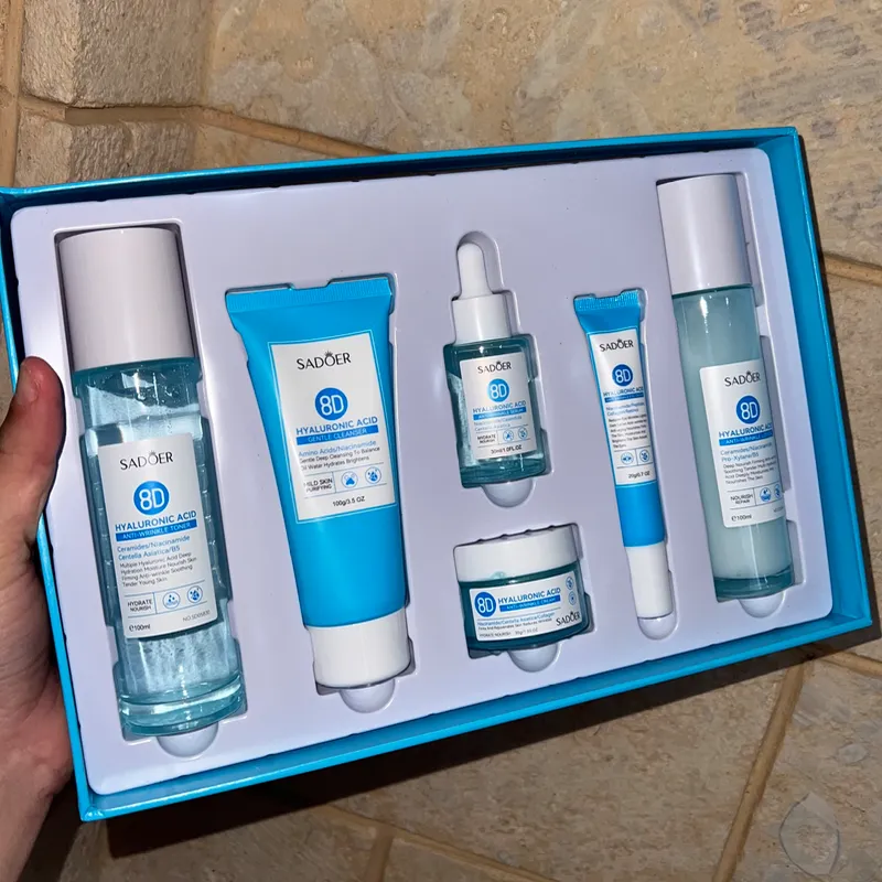 Kit 8D con Ácido Hialurónico/ Niacinamida/Centella asiática/Colágeno